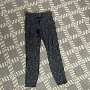 Athleta lightning static 7/8 tight